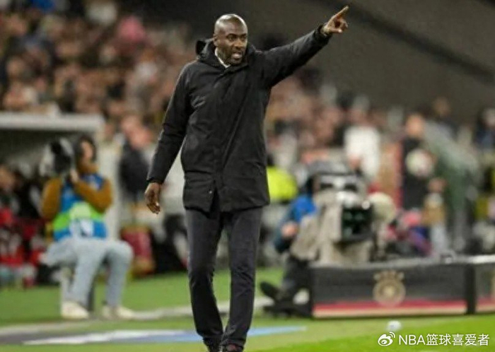 开云下载-世界杯73天临阵换帅！加纳炒帅，是自救还是冒险？|世预赛|阿多|足协|美加墨世界杯|奥托·阿多_新浪体育_新浪新闻